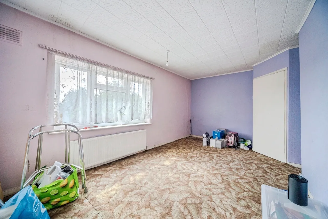 The Limes, Bletchley, Milton Keynes, Buckinghamshire, MK2, photo 9
