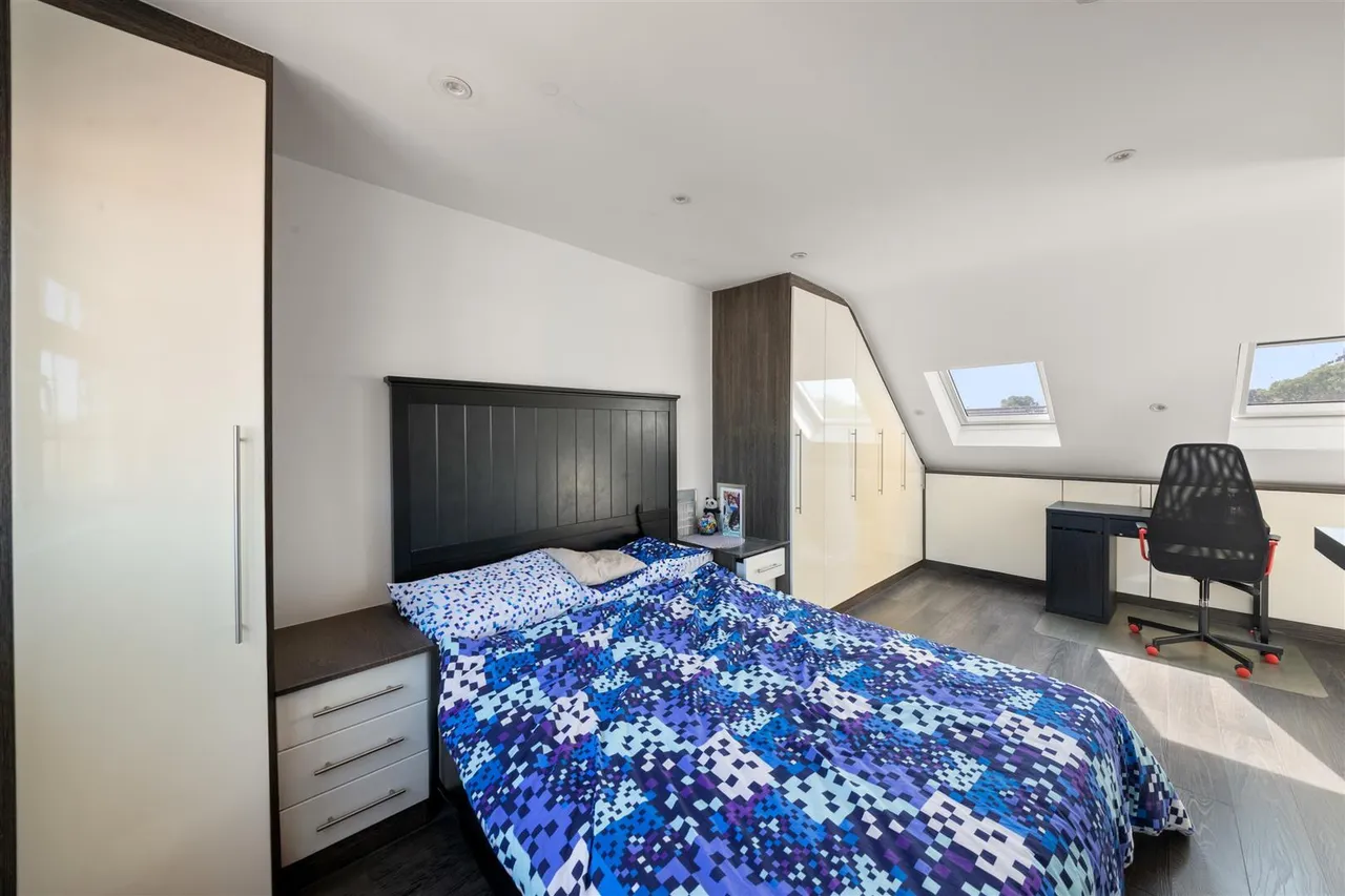 Lela Avenue, Hounslow, photo 15