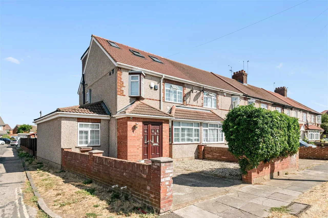 5 bed house for sale, Lela Avenue, Hounslow