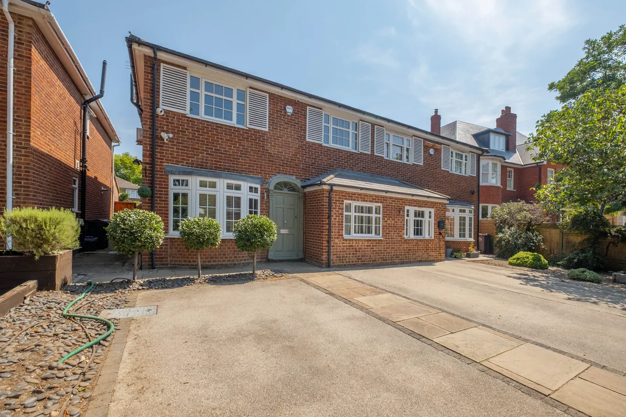 4 bed house for sale — The Drive, London, SW20