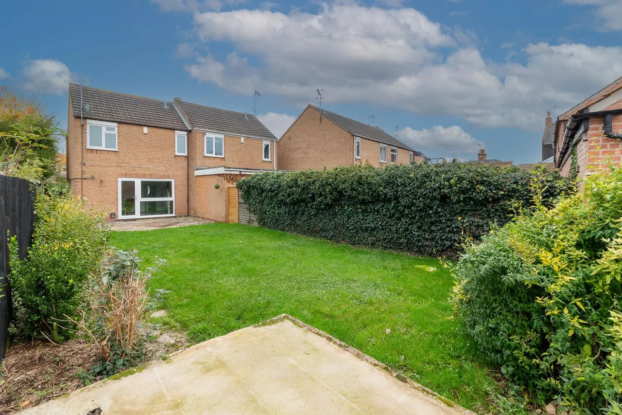 East Acres, Cotgrave, NG12, photo 12