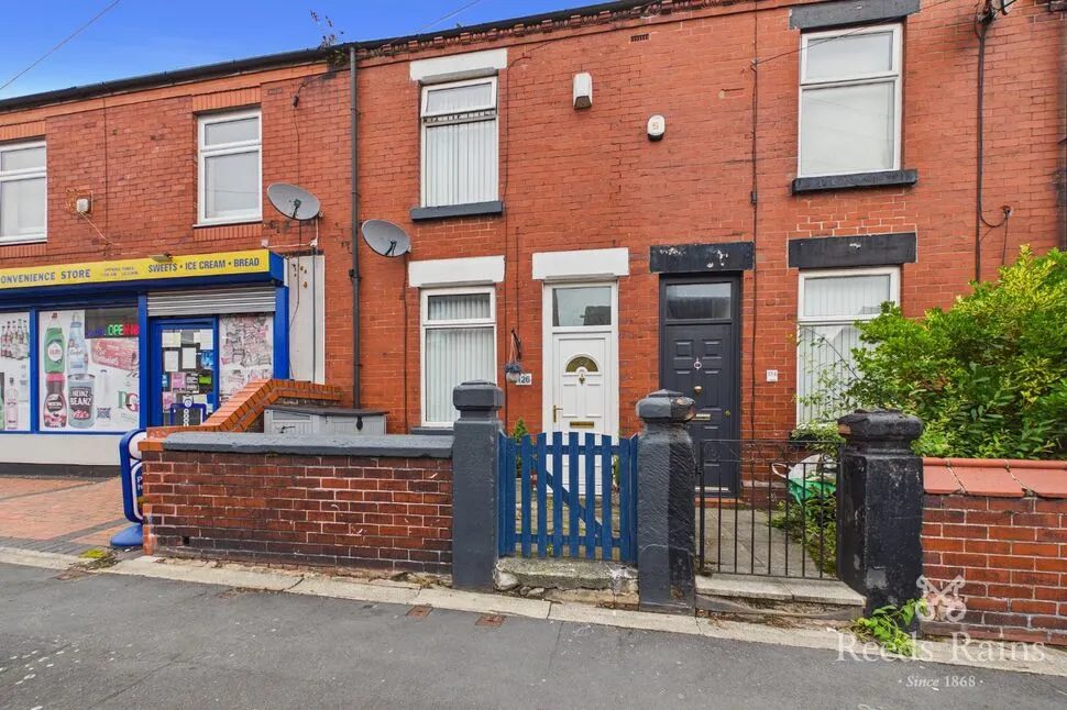 2 bed house for sale, Gladstone Street, St. Helens, WA10