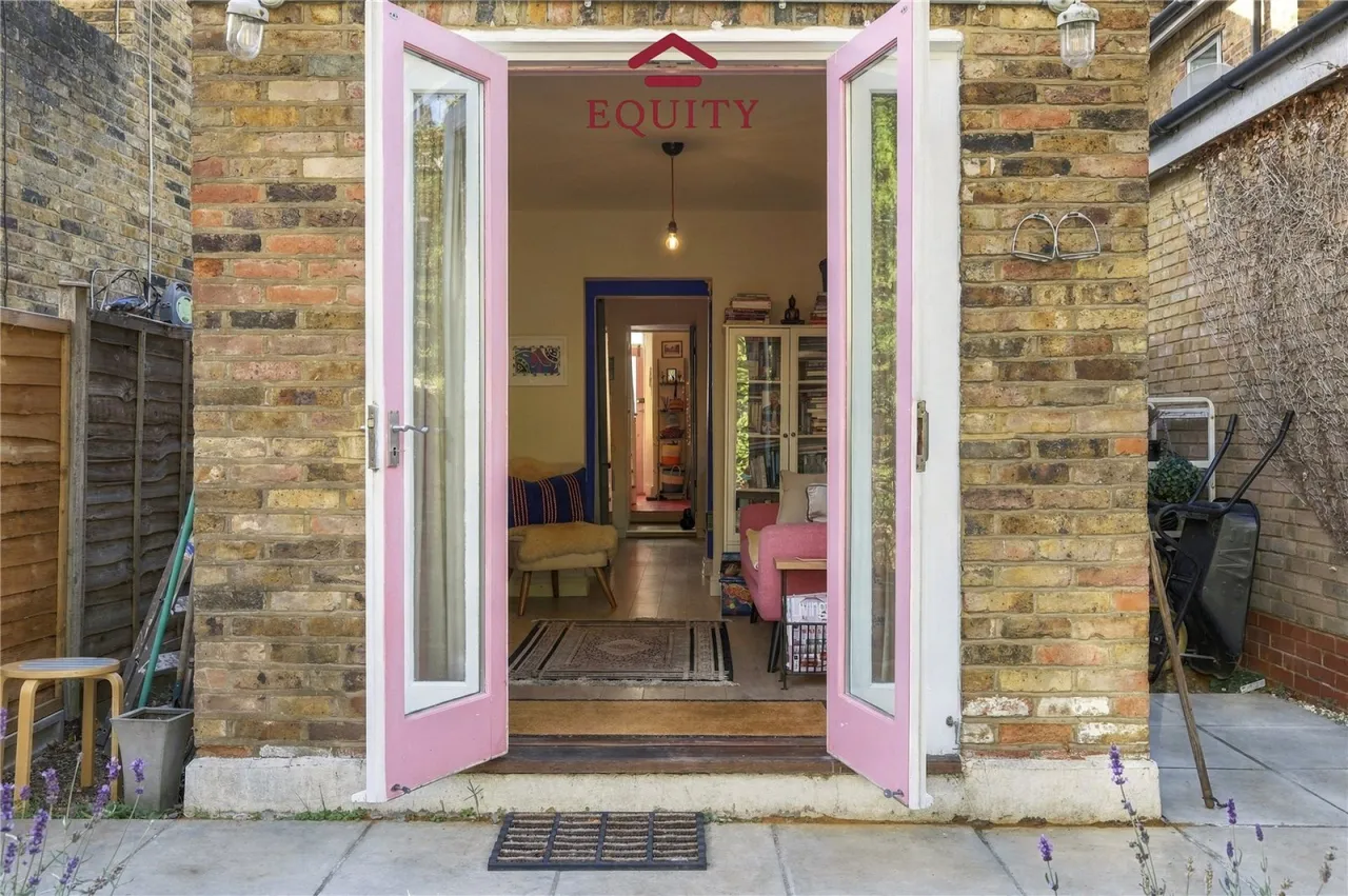 Raleigh Road, Enfield, photo 17