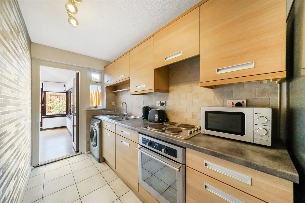 Arns Grove, Alloa, FK10, photo 7