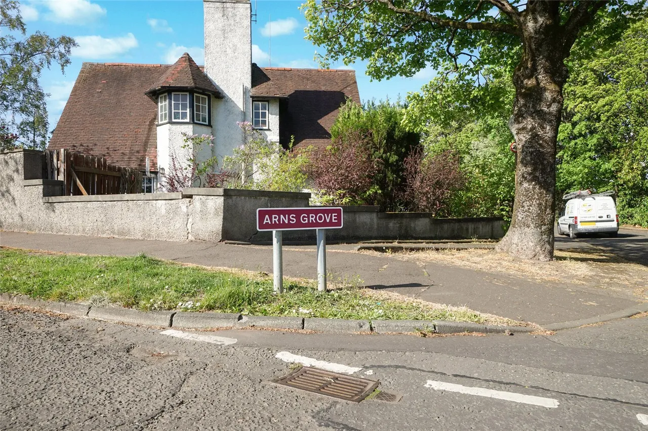 Arns Grove, Alloa, FK10, photo 2