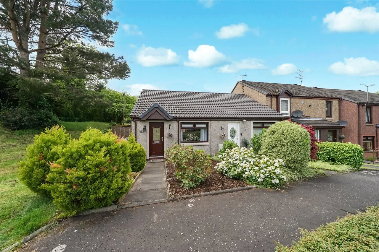 1 bed house for sale, Arns Grove, Alloa, FK10