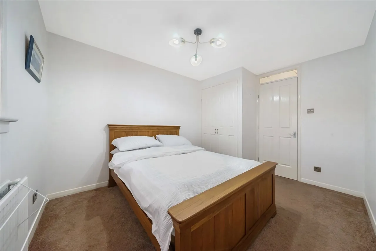 Arns Grove, Alloa, FK10, photo 13