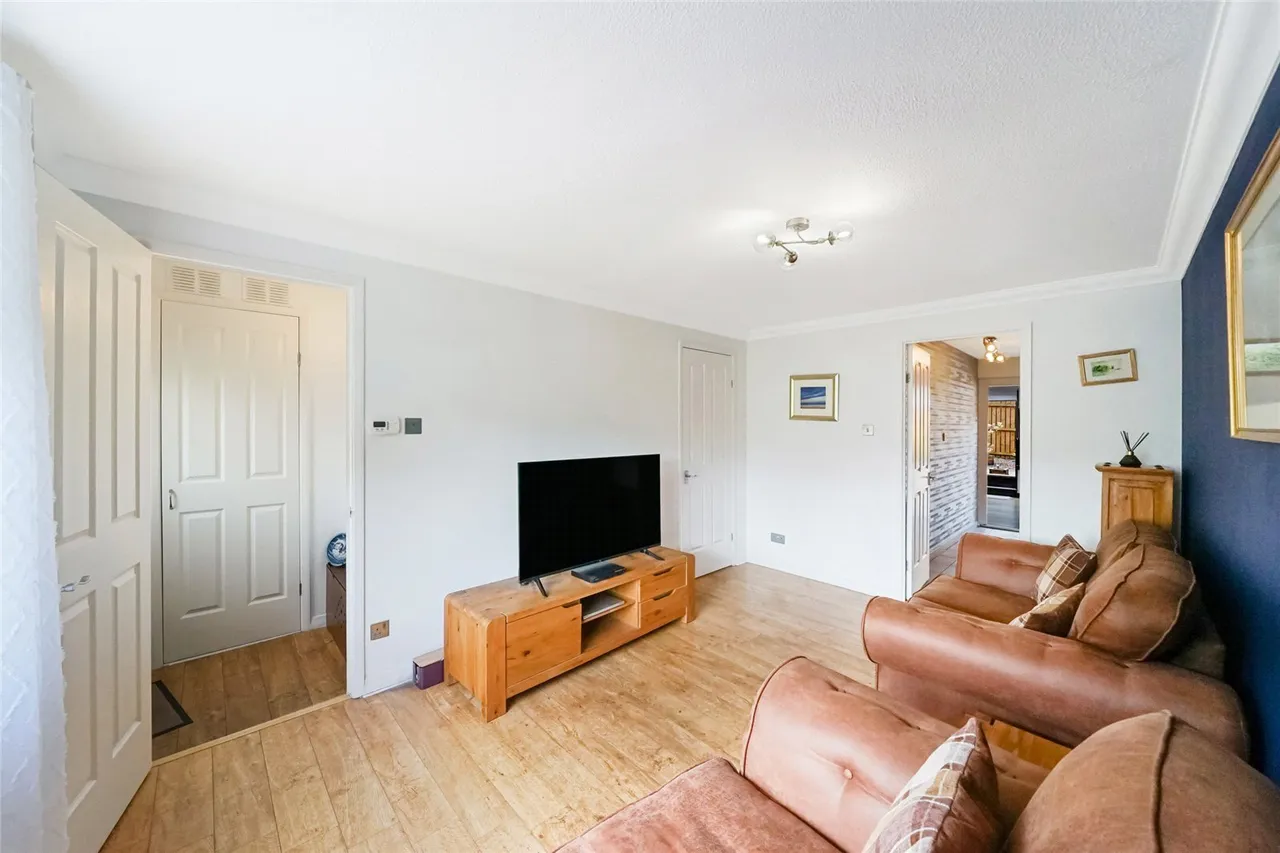 Arns Grove, Alloa, FK10, photo 5