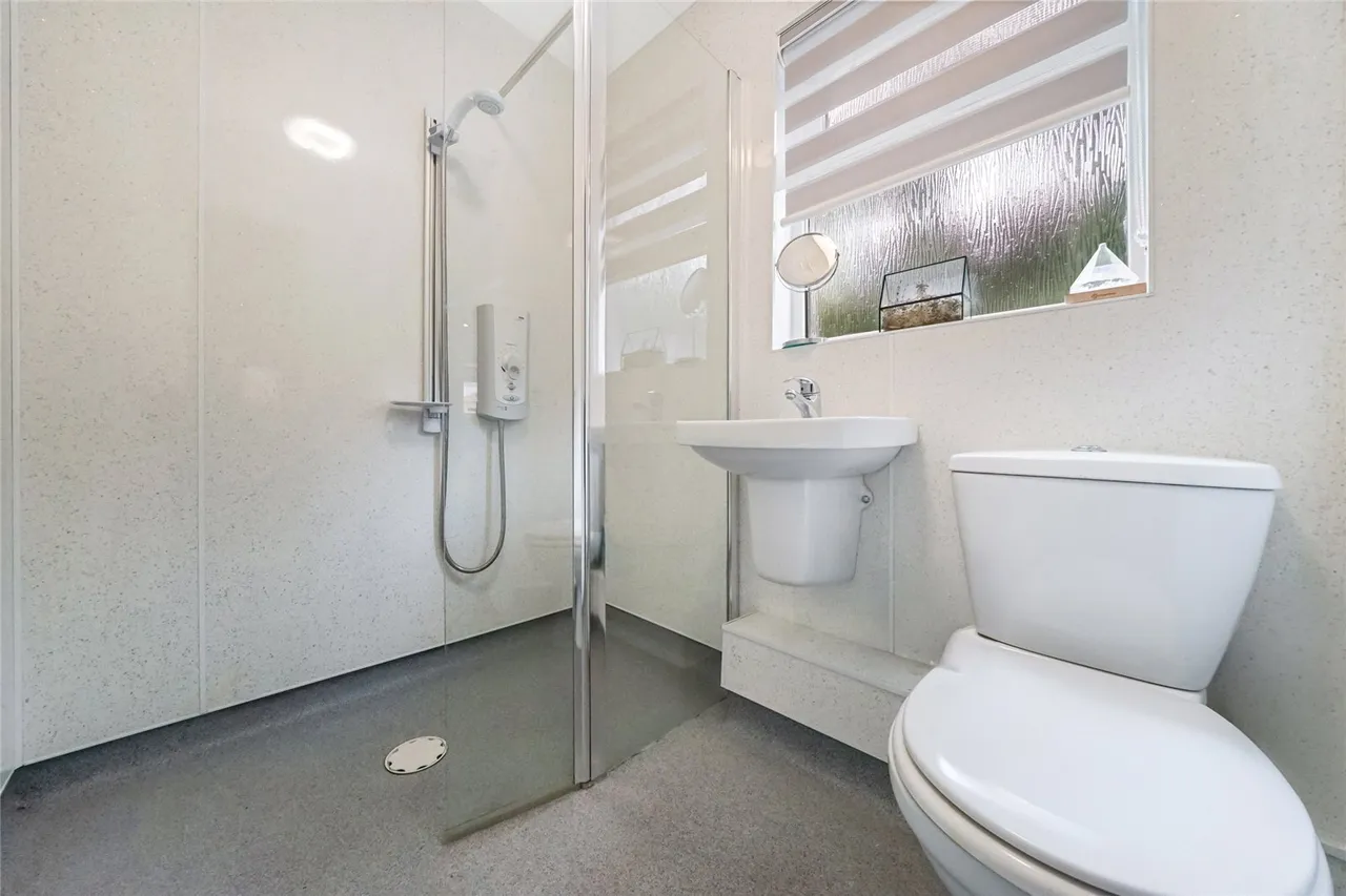 Arns Grove, Alloa, FK10, photo 14