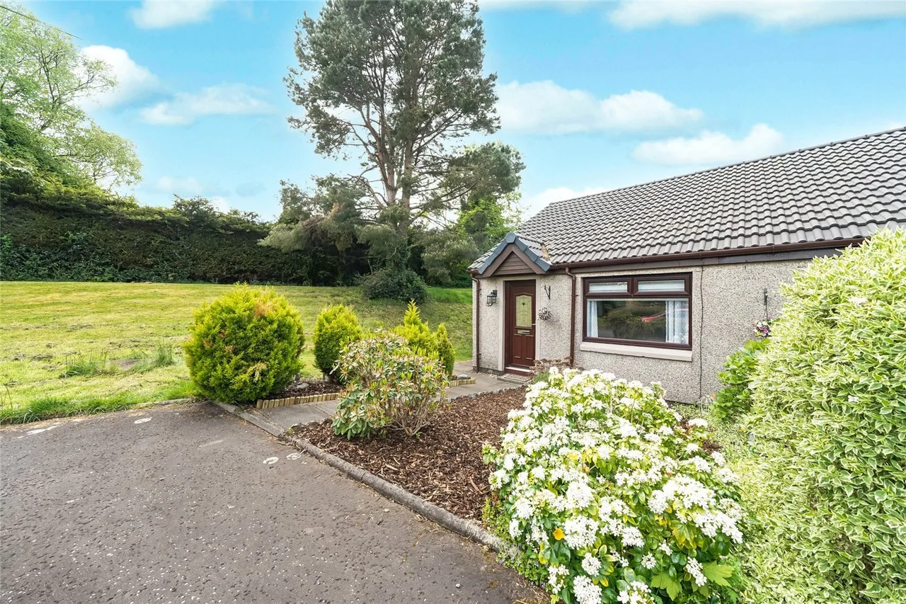 Arns Grove, Alloa, FK10, photo 21
