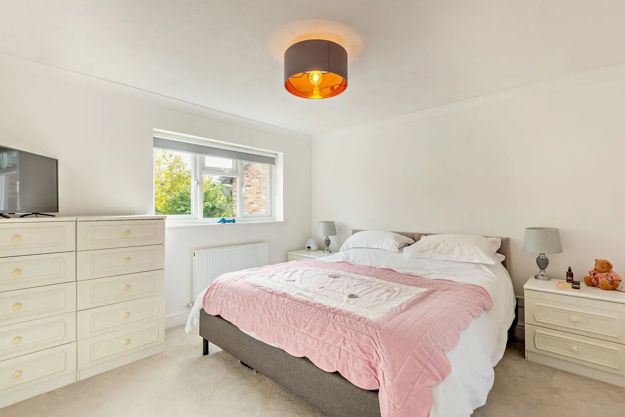 Winkfield Row, Bracknell, RG42, photo 13