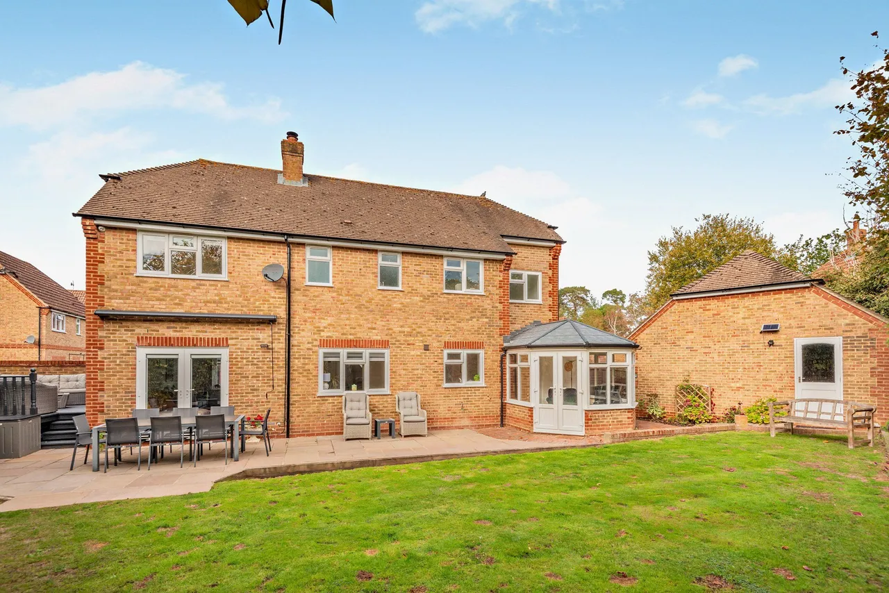 Winkfield Row, Bracknell, RG42, photo 18