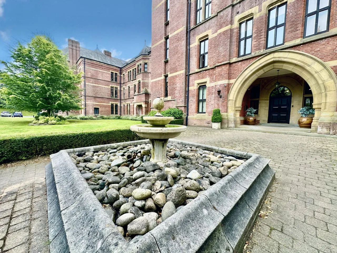 Wadsley Park Village, Sheffield, S6, photo 22