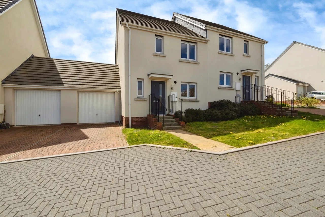 3 bed house for sale, Pengelly Close, Kingsteignton, TQ12