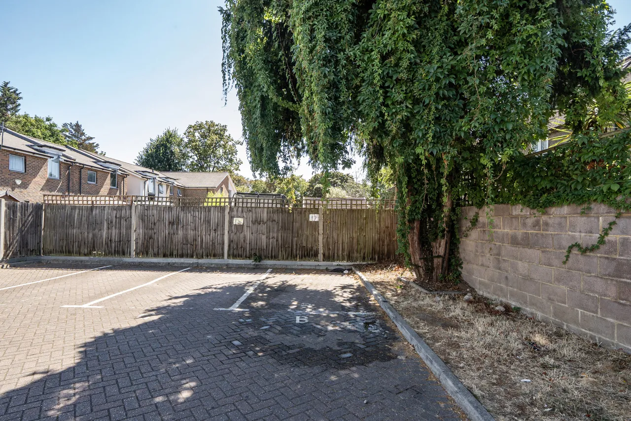 19a Church Road, Mitcham, photo 11