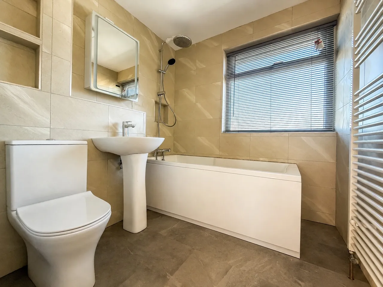 Laurel Drive, Nailsea, BS48, photo 5
