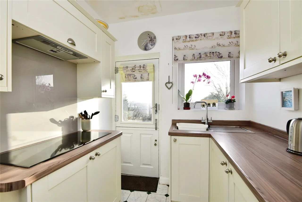 Hunters Way, Stoke-on-Trent, Staffordshire, ST4, photo 7