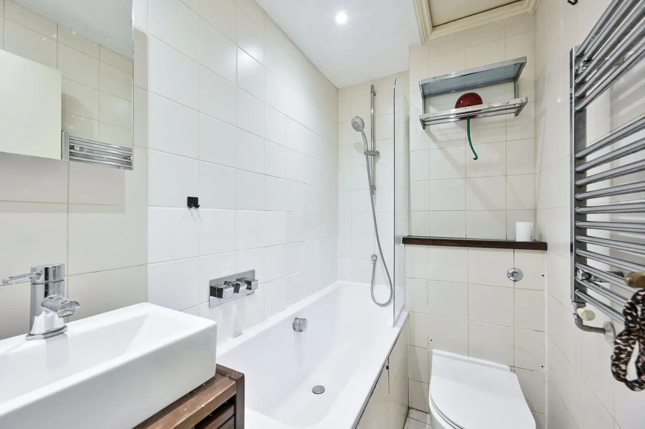 203b Bravington Road, London, photo 9