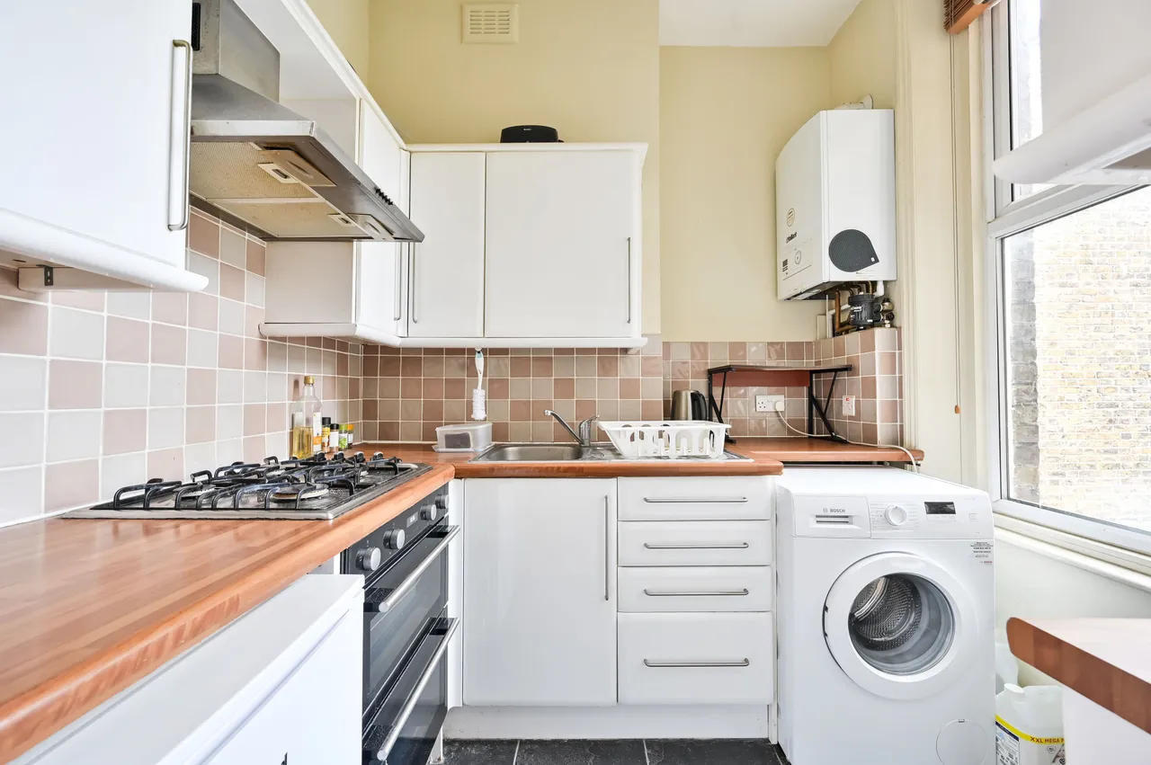1 bed flat for sale — 203b Bravington Road, London