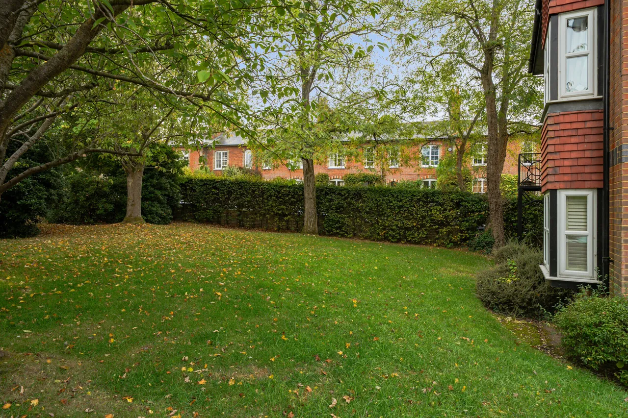 Sydney Road, Guildford, GU1, photo 7