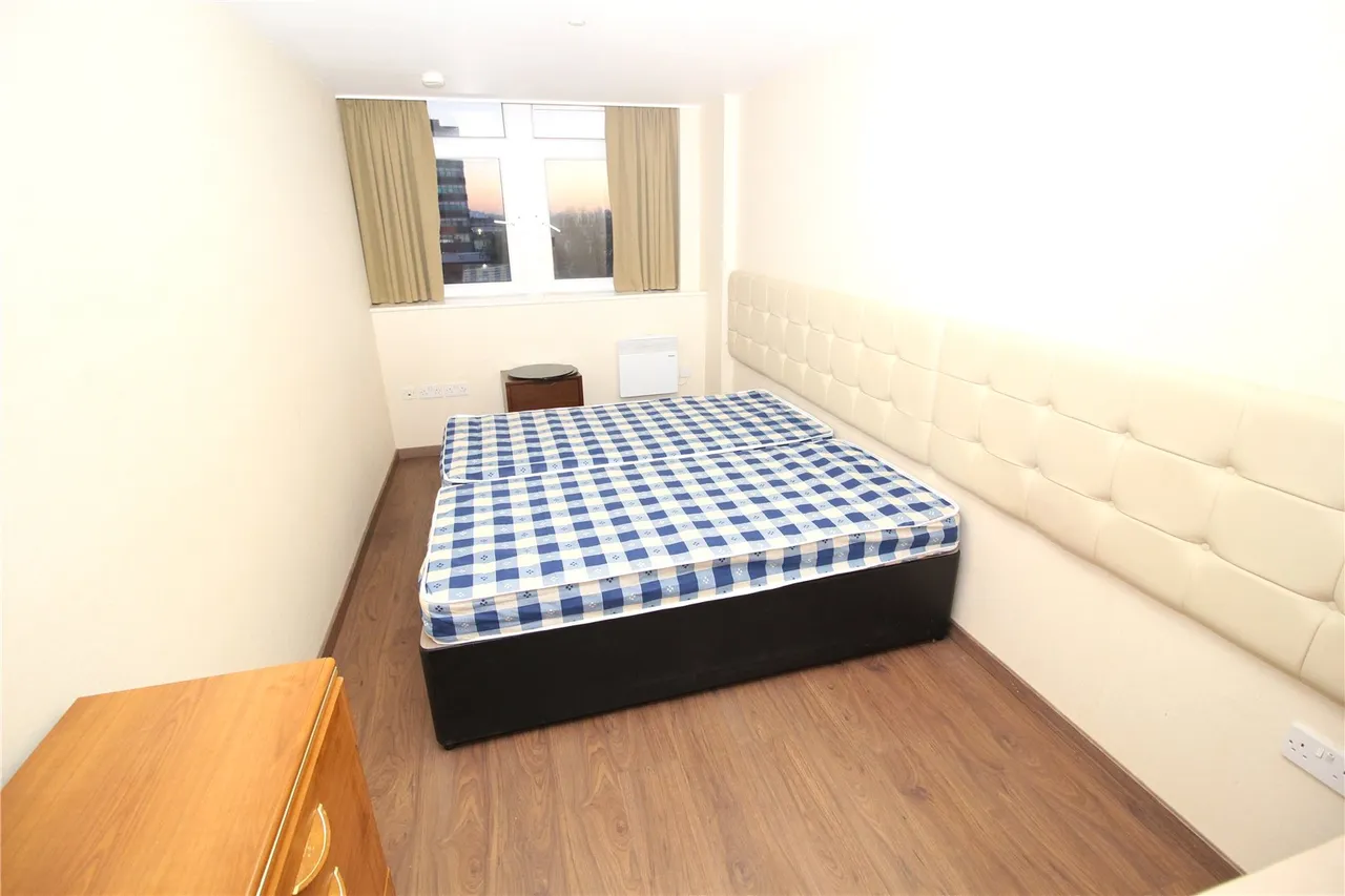 Trinity Road, Bootle, L20, photo 2