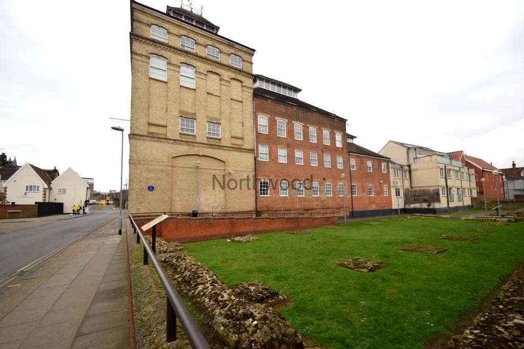 2 bed flat for sale, Foundation Street, IP4