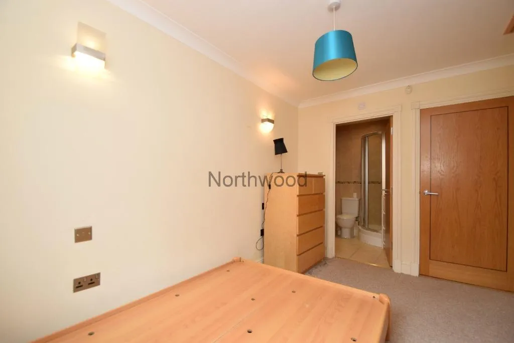 Foundation Street, IP4, photo 6