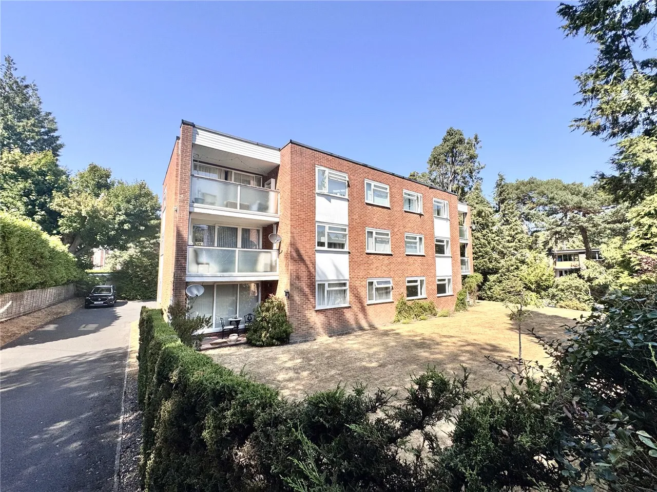 Surrey Road, Poole, Dorset, BH12, photo 6