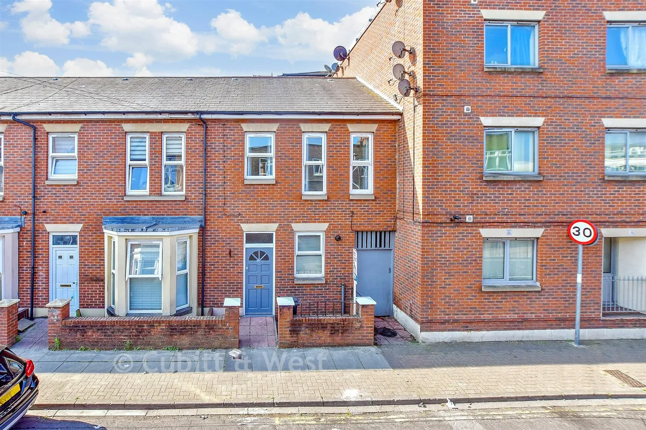 1 bed flat for sale, Sheffield Road, Portsmouth, PO1
