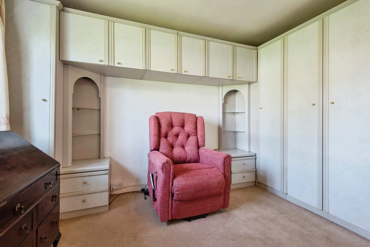 Oldfield Rise, Whitwell, Hitchin, Hertfordshire, SG4, photo 8