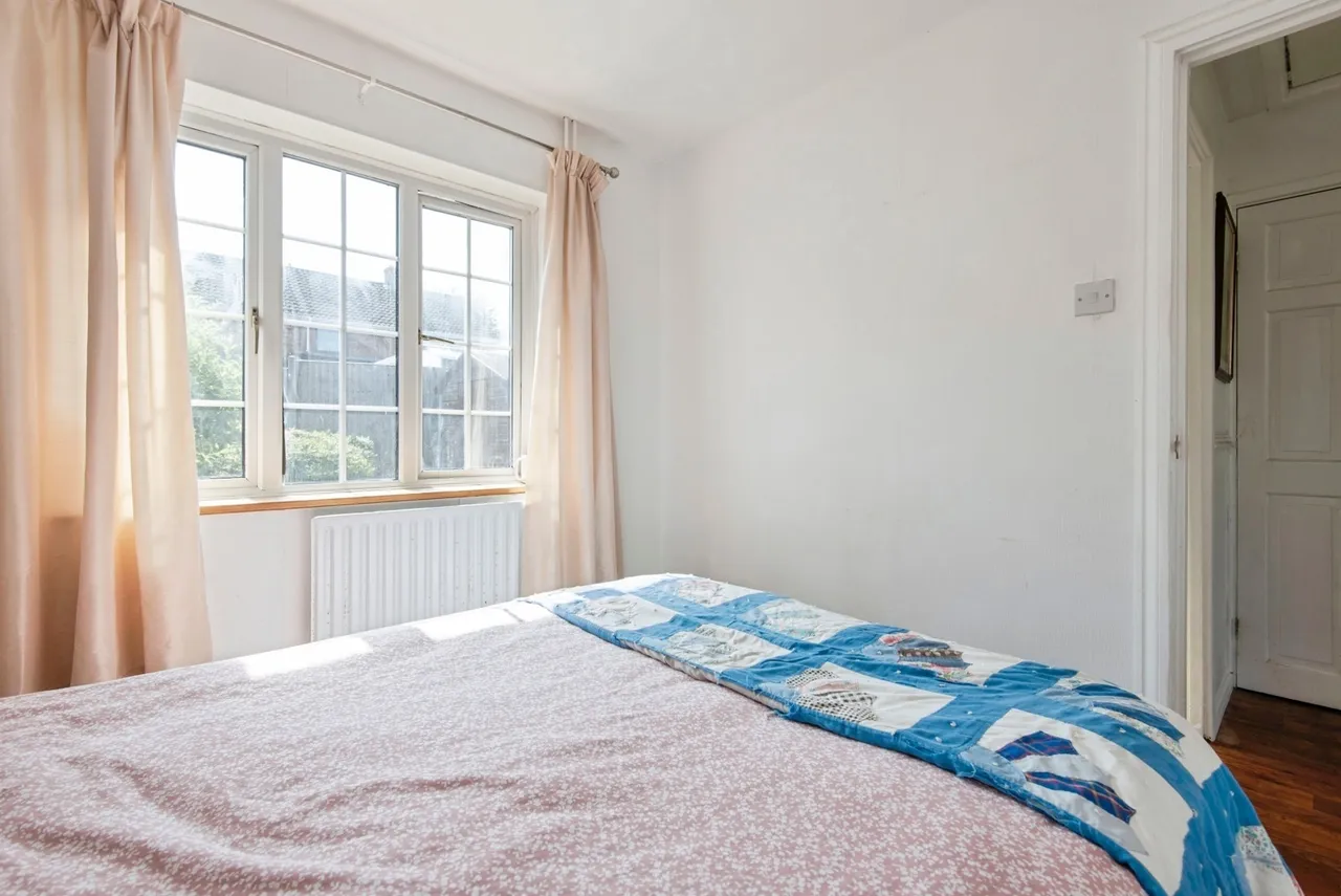 Oldfield Rise, Whitwell, Hitchin, Hertfordshire, SG4, photo 11