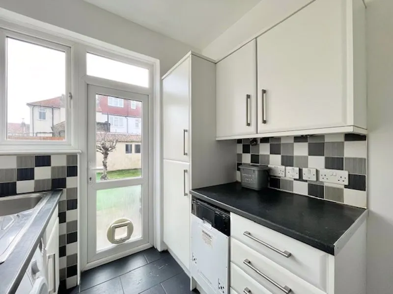 Granton Road, London SW16 5AN, photo 8
