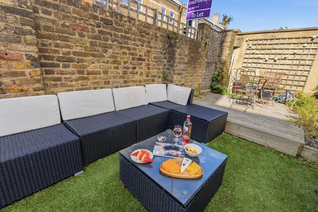 Bedford Road, London, SW4, photo 27