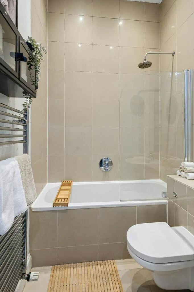 Bedford Road, London, SW4, photo 19