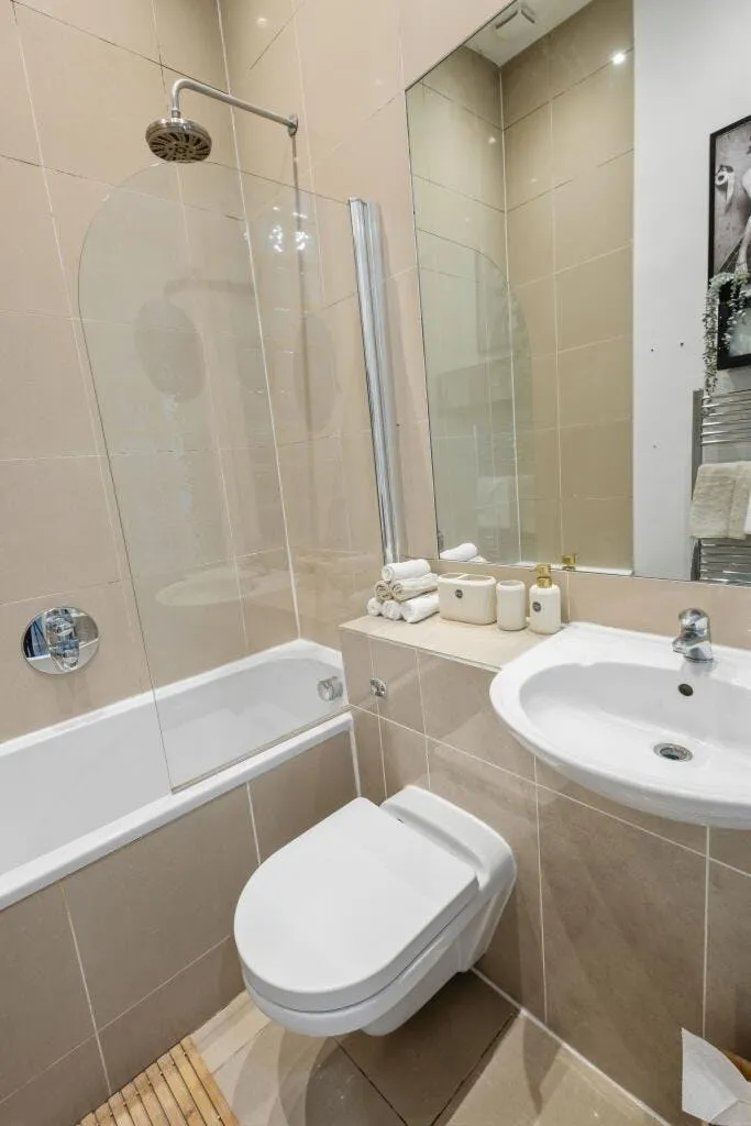 Bedford Road, London, SW4, photo 7