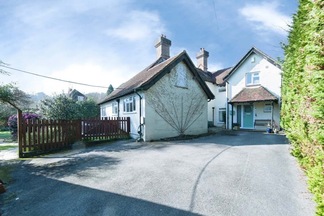 Pikes Hill Avenue, Lyndhurst, SO43, photo 16