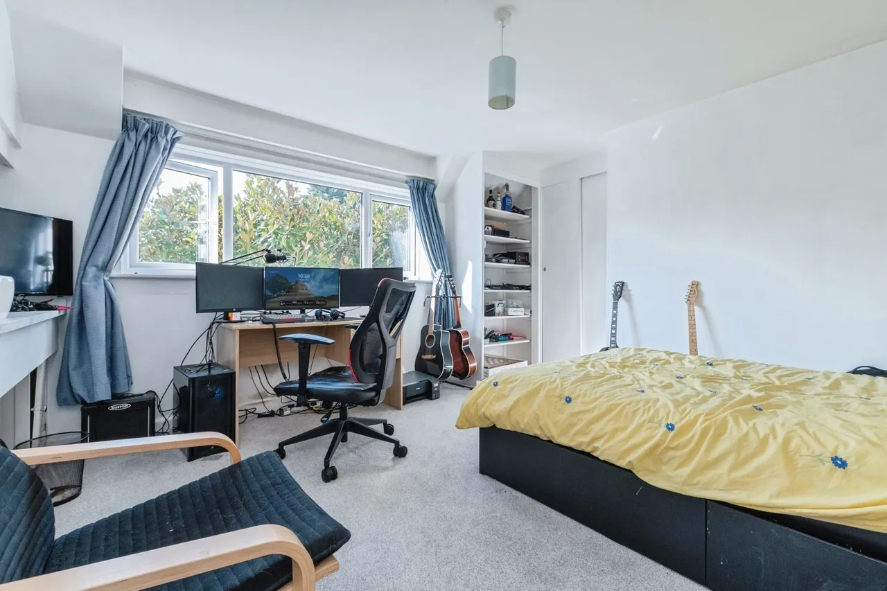 Pikes Hill Avenue, Lyndhurst, SO43, photo 9