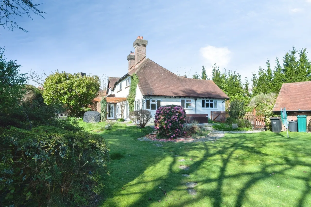 Pikes Hill Avenue, Lyndhurst, SO43, photo 17