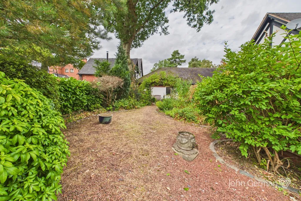 Brocksford Court, Doveridge, photo 16