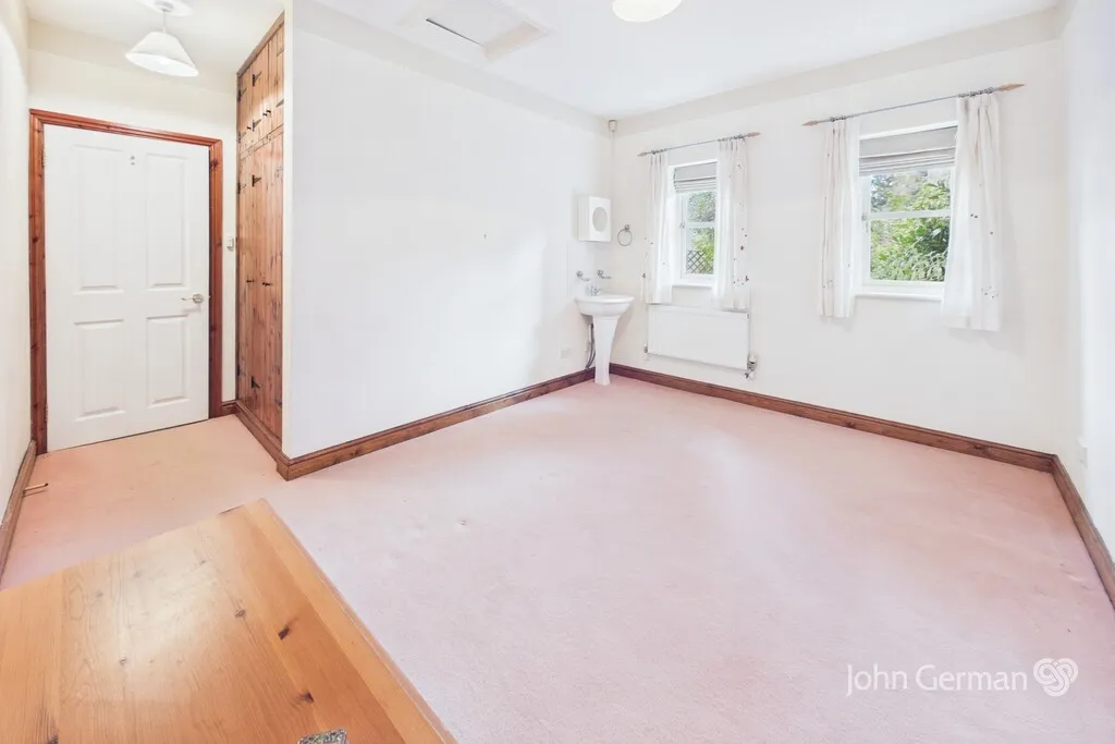 Brocksford Court, Doveridge, photo 14