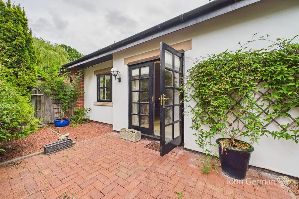 Brocksford Court, Doveridge, photo 9