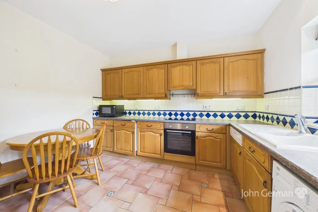 Brocksford Court, Doveridge, photo 8