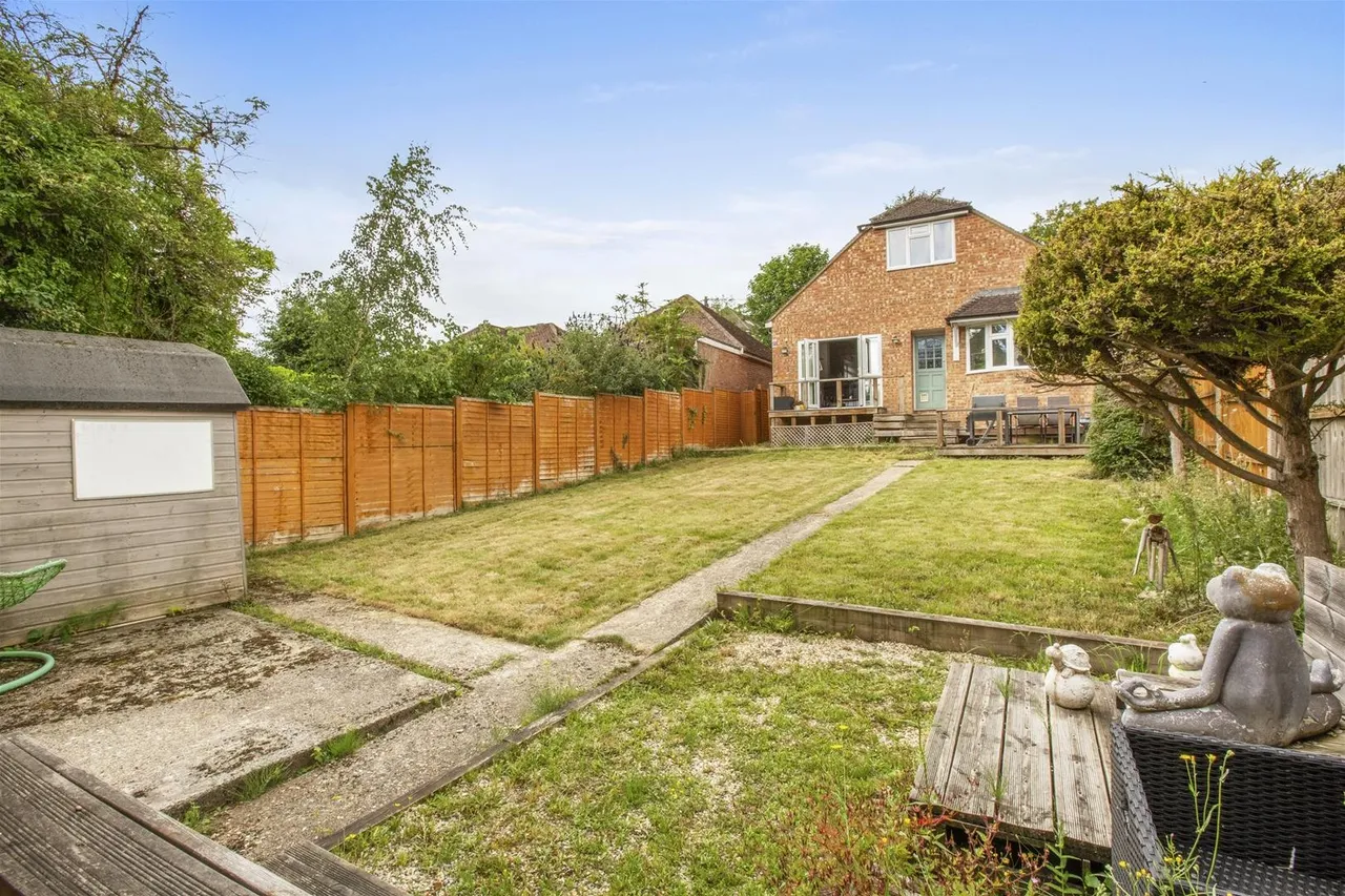 Carrs Drive, High Wycombe, HP12, photo 16