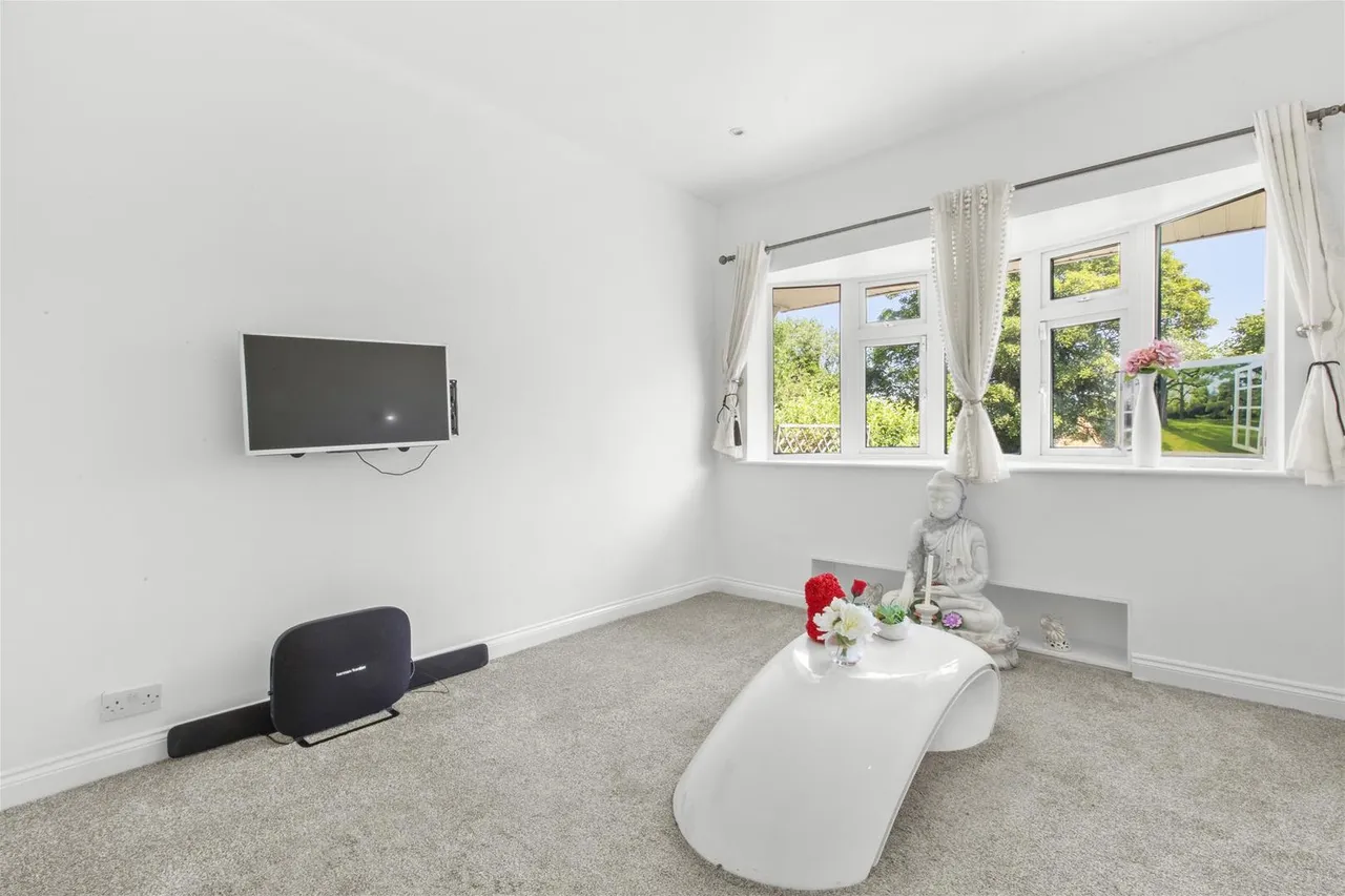Carrs Drive, High Wycombe, HP12, photo 12