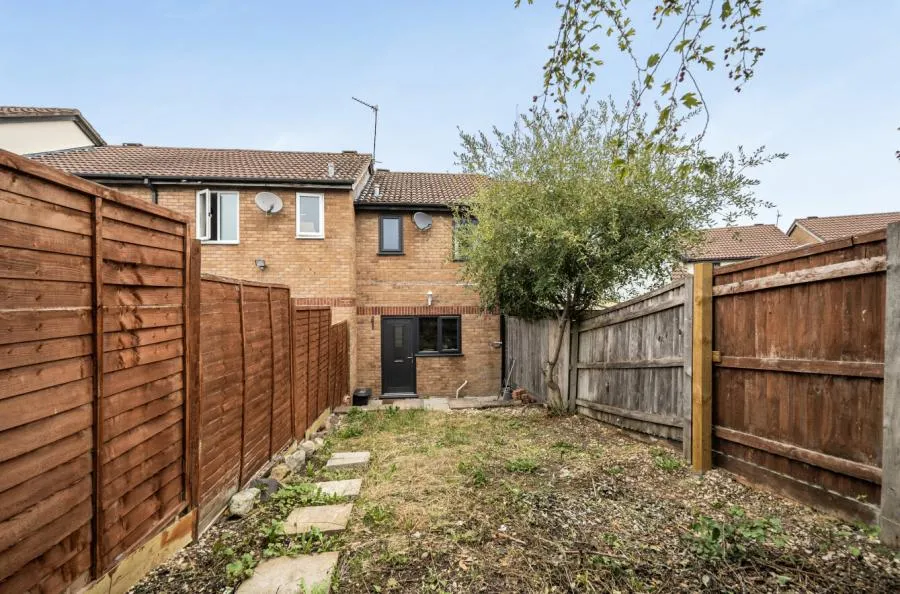 Lichen Close, Swindon, SN2, photo 9