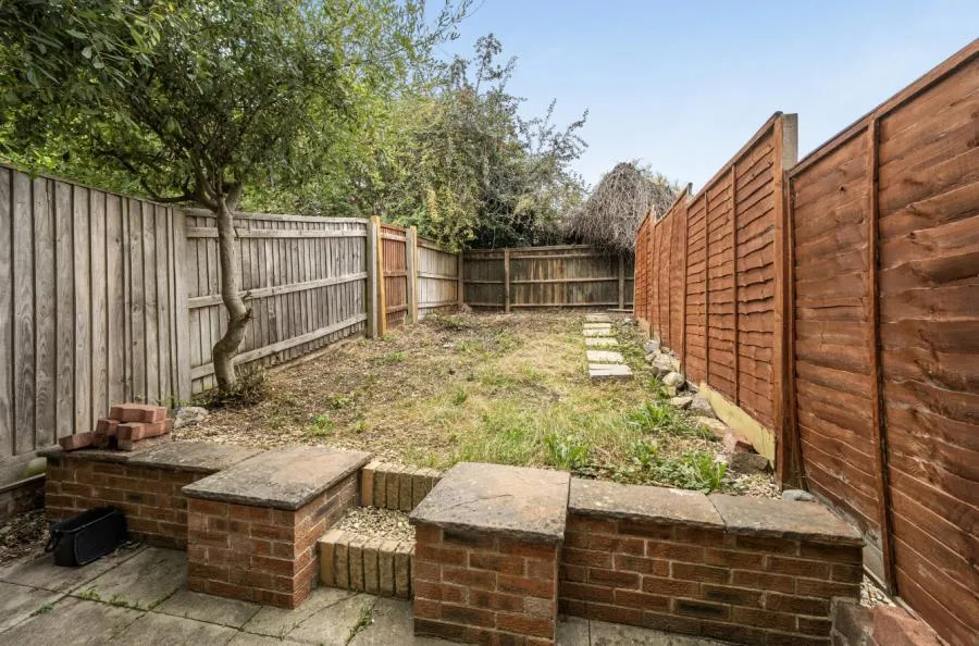 Lichen Close, Swindon, SN2, photo 10