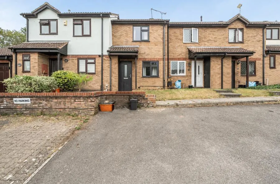 Lichen Close, Swindon, SN2, photo 14