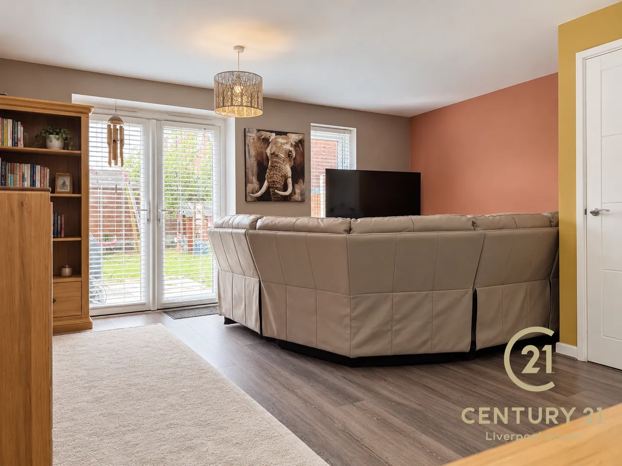 Mildenhall Road, L25, photo 5