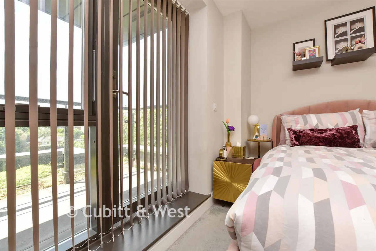 Manor Road, Wallington, SM6, photo 13