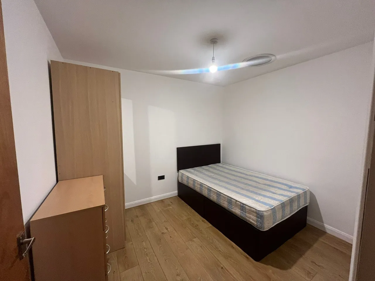 2 Common Road, HUDDERSFIELD, photo 9
